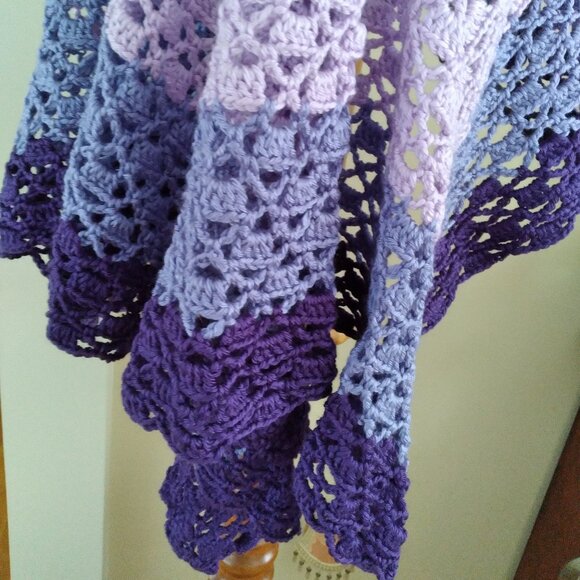 HOST PICK ~~~Handmade beautiful blanket, Unique color - Picture 4 of 4